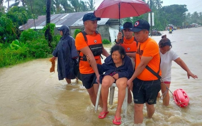 Philippines khẩn trương khắc phục hậu quả bão Nalgae
